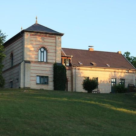 Historisches Gebaeude " Rentmeisteramt" Basedow Basedow  Kültér fotó