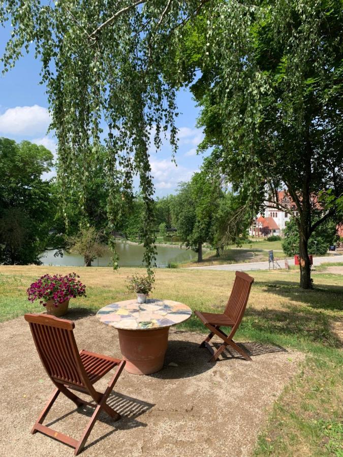 Historisches Gebaeude " Rentmeisteramt" Basedow Basedow  Kültér fotó