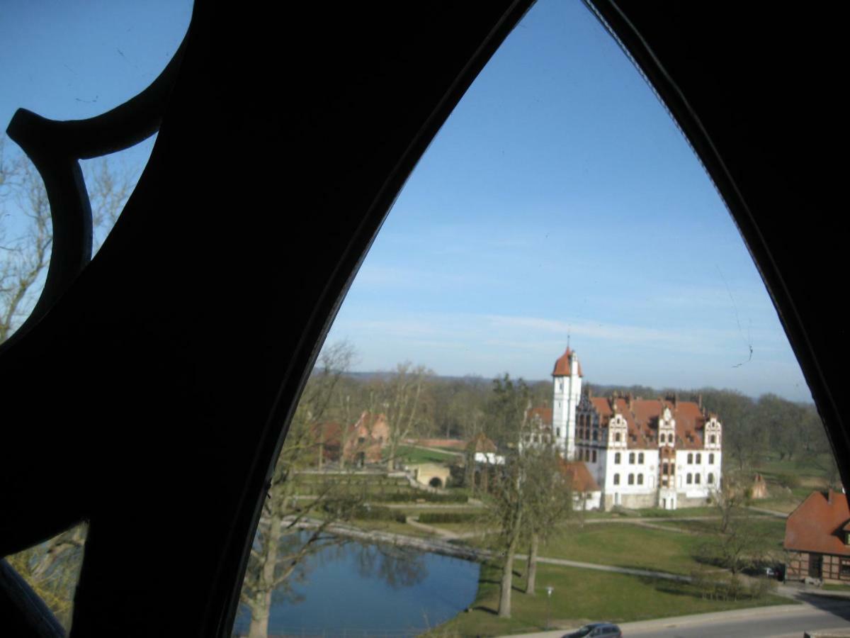 Historisches Gebaeude " Rentmeisteramt" Basedow Basedow  Kültér fotó